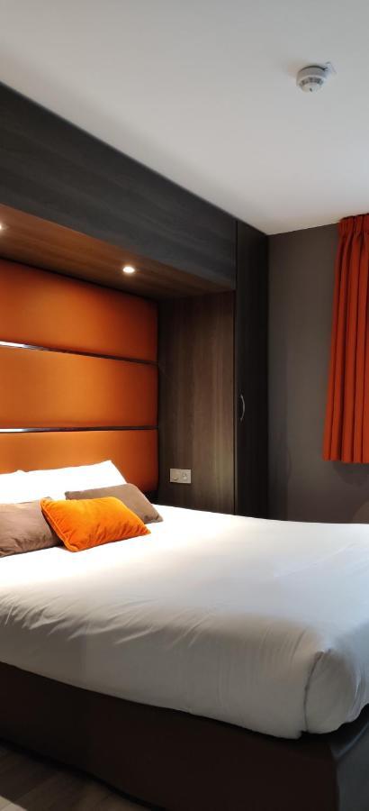 Hotel Crocus Caen Memorial Bagian luar foto