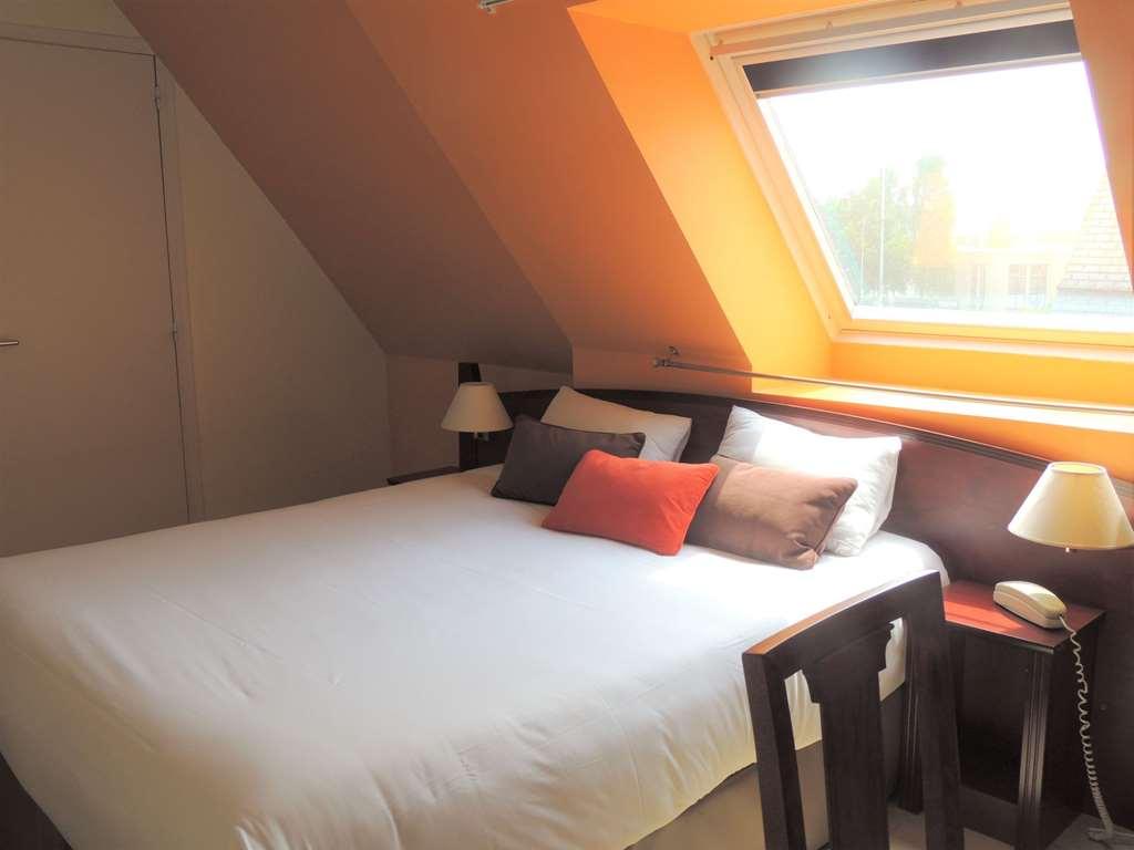 Hotel Crocus Caen Memorial Ruang foto